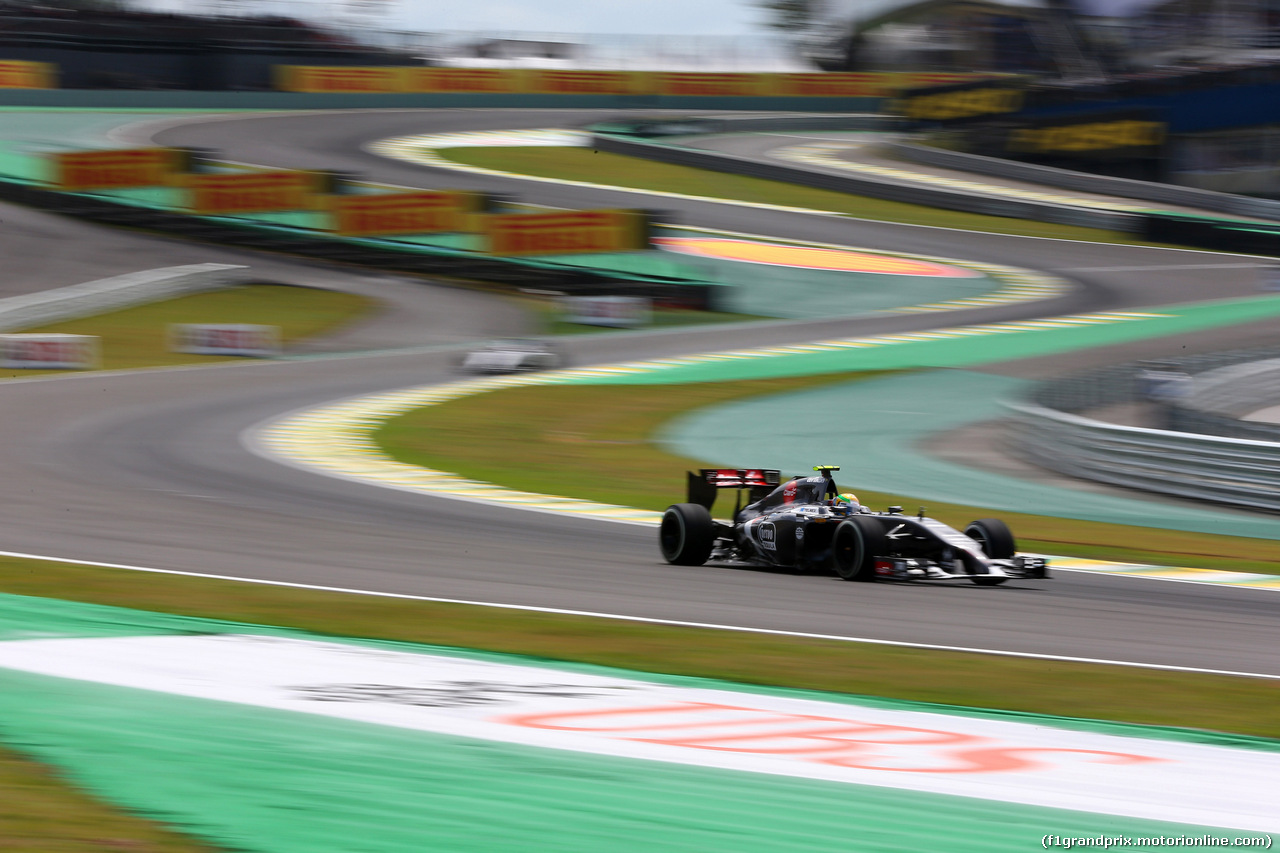 GP BRASILE, 07.11.2014 - Prove Libere 2, Esteban Gutierrez (MEX), Sauber F1 Team C33