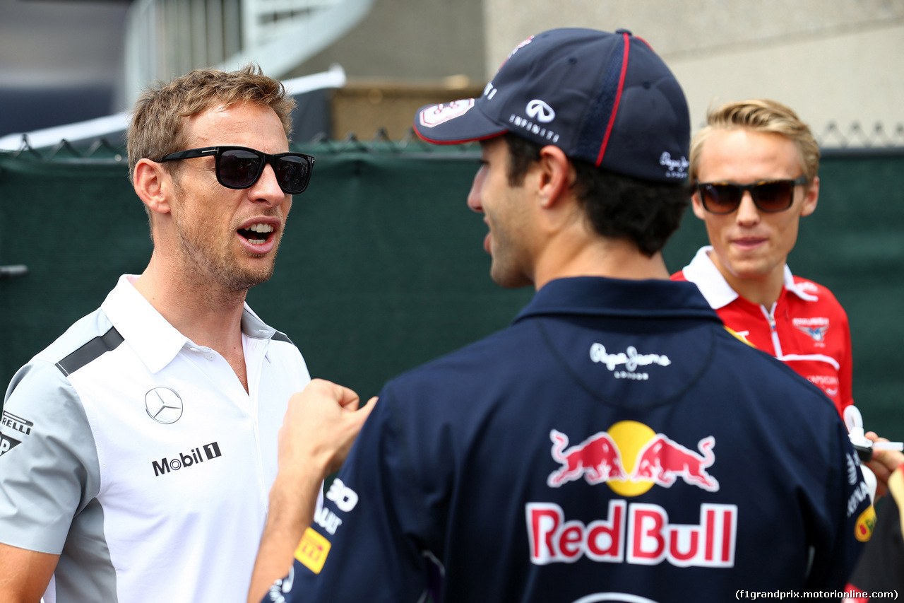 GP CANADA, 08.06.2014- Jenson Button (GBR) McLaren Mercedes MP4-29, Daniel Ricciardo (AUS) Red Bull Racing RB10 e Max Chilton (GBR), Marussia F1 Team MR03