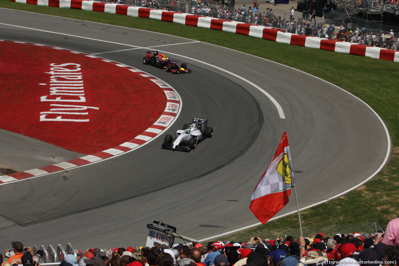 GP CANADA, 08.06.2014- Gara, Felipe Massa (BRA) Williams F1 Team FW36 davanti a Daniel Ricciardo (AUS) Red Bull Racing RB10