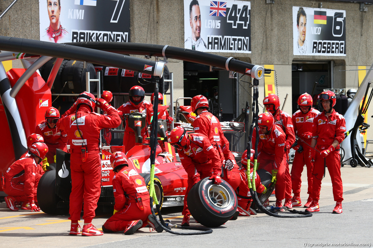 GP CANADA, 08.06.2014- Gara, Pit stop, Kimi Raikkonen (FIN) Ferrari F14-T