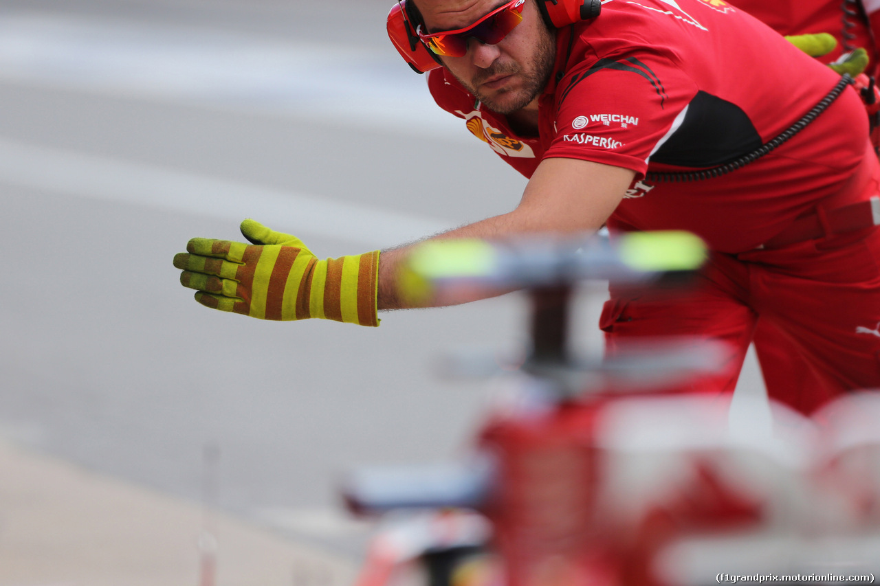 GP CANADA, 06.06.2014- Prove Libere 2, Mechanic Ferrari