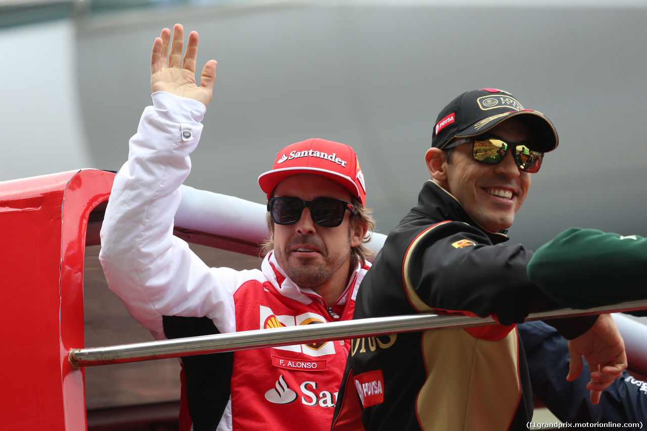 GP CINA, 20.04.2014- Drivers parade, Fernando Alonso (ESP) Ferrari F14T