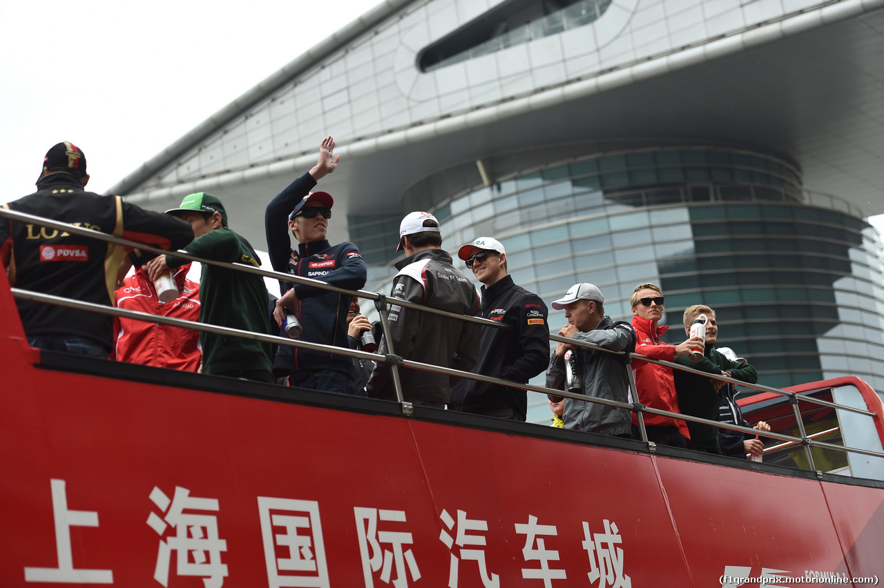 GP CINA, 20.04.2014- Drivers parade, Atmosphere