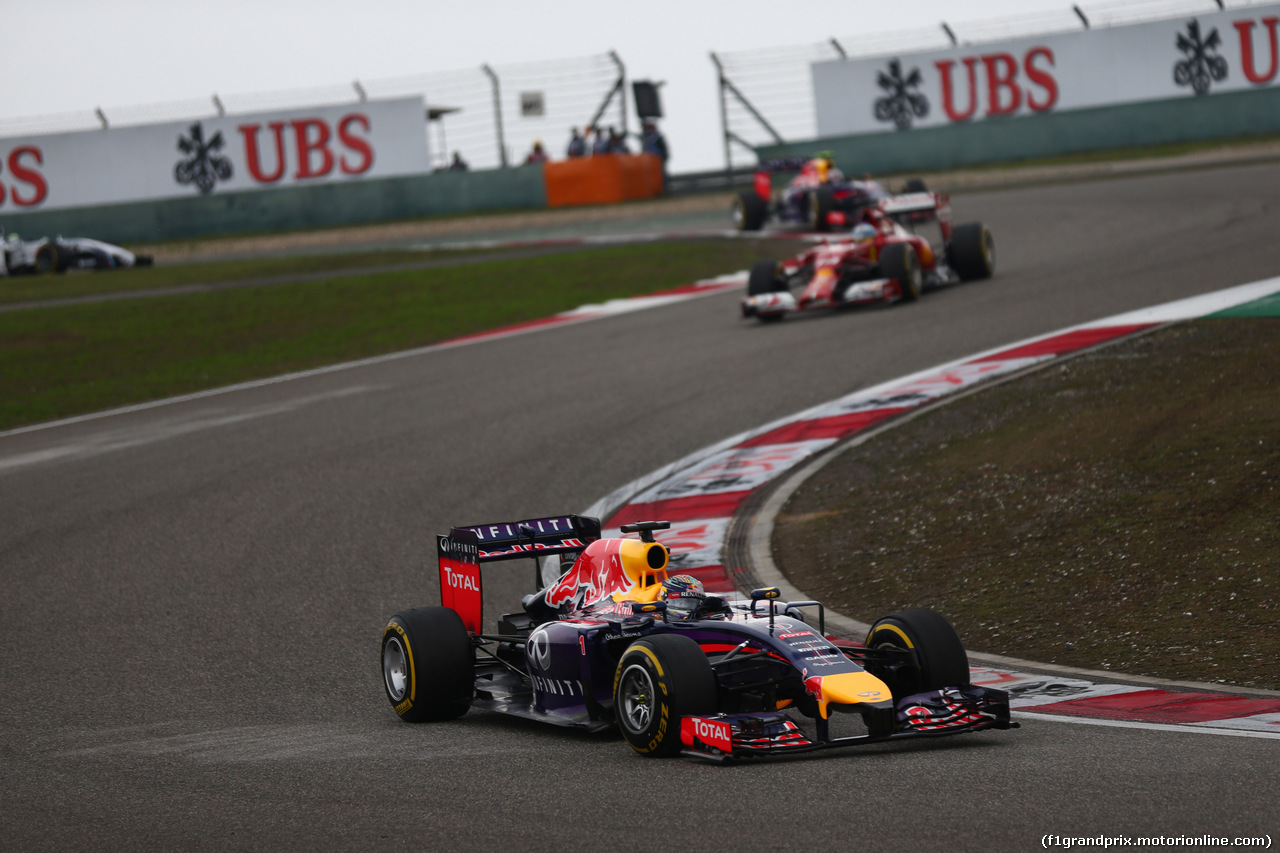 GP CINA, 20.04.2014- Gara, Sebastian Vettel (GER) Infiniti Red Bull Racing RB10