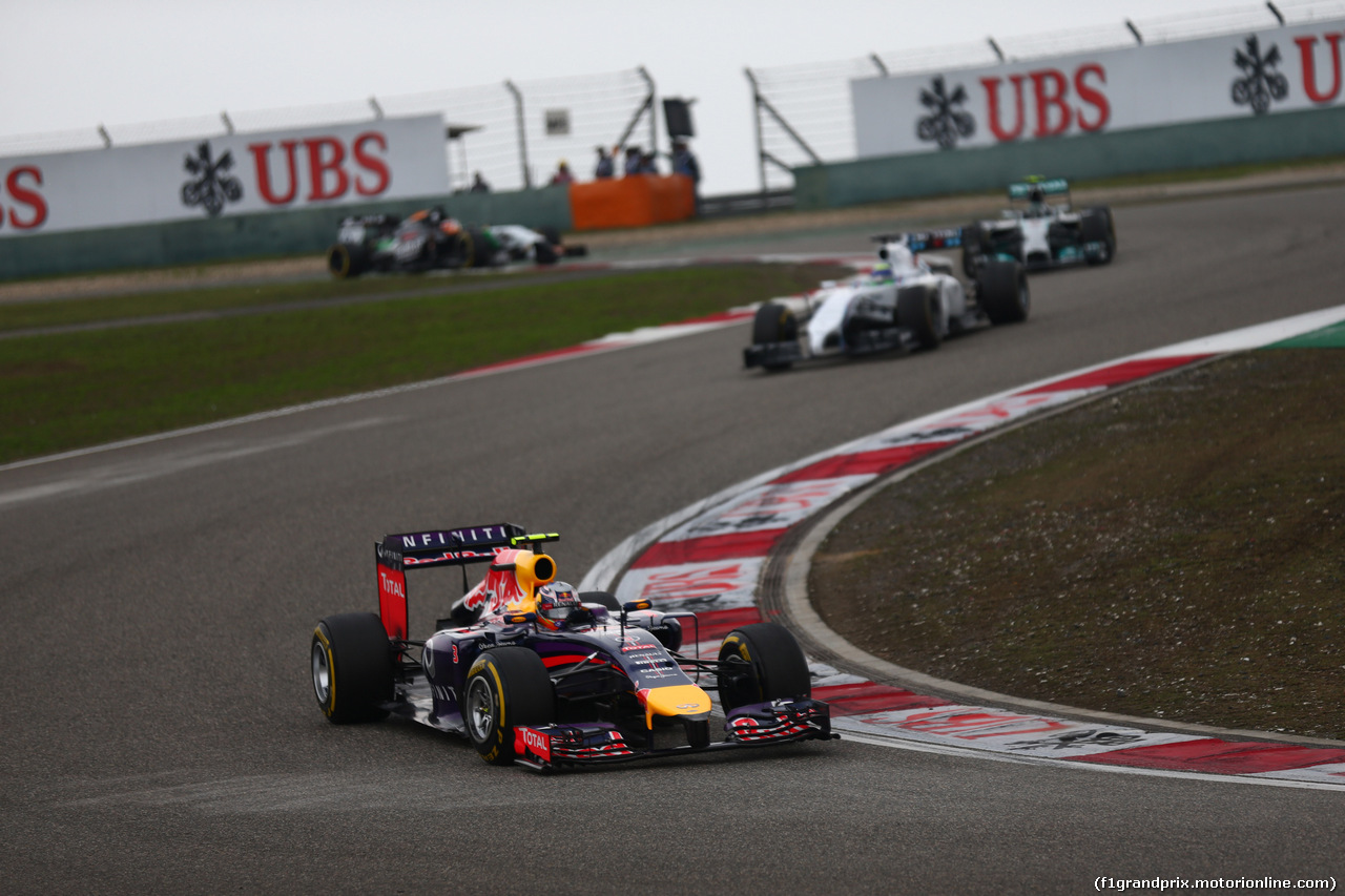 GP CINA, 20.04.2014- Gara, Daniel Ricciardo (AUS) Infiniti Red Bull Racing RB10