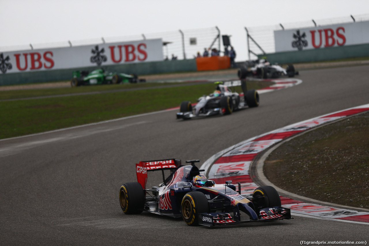 GP CINA, 20.04.2014- Gara, Jean-Eric Vergne (FRA) Scuderia Toro Rosso STR9