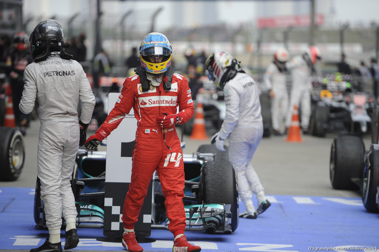 GP CINA, 20.04.2014- Fernando Alonso (ESP) Ferrari F14T celebrate his 3rd place in parc fermee