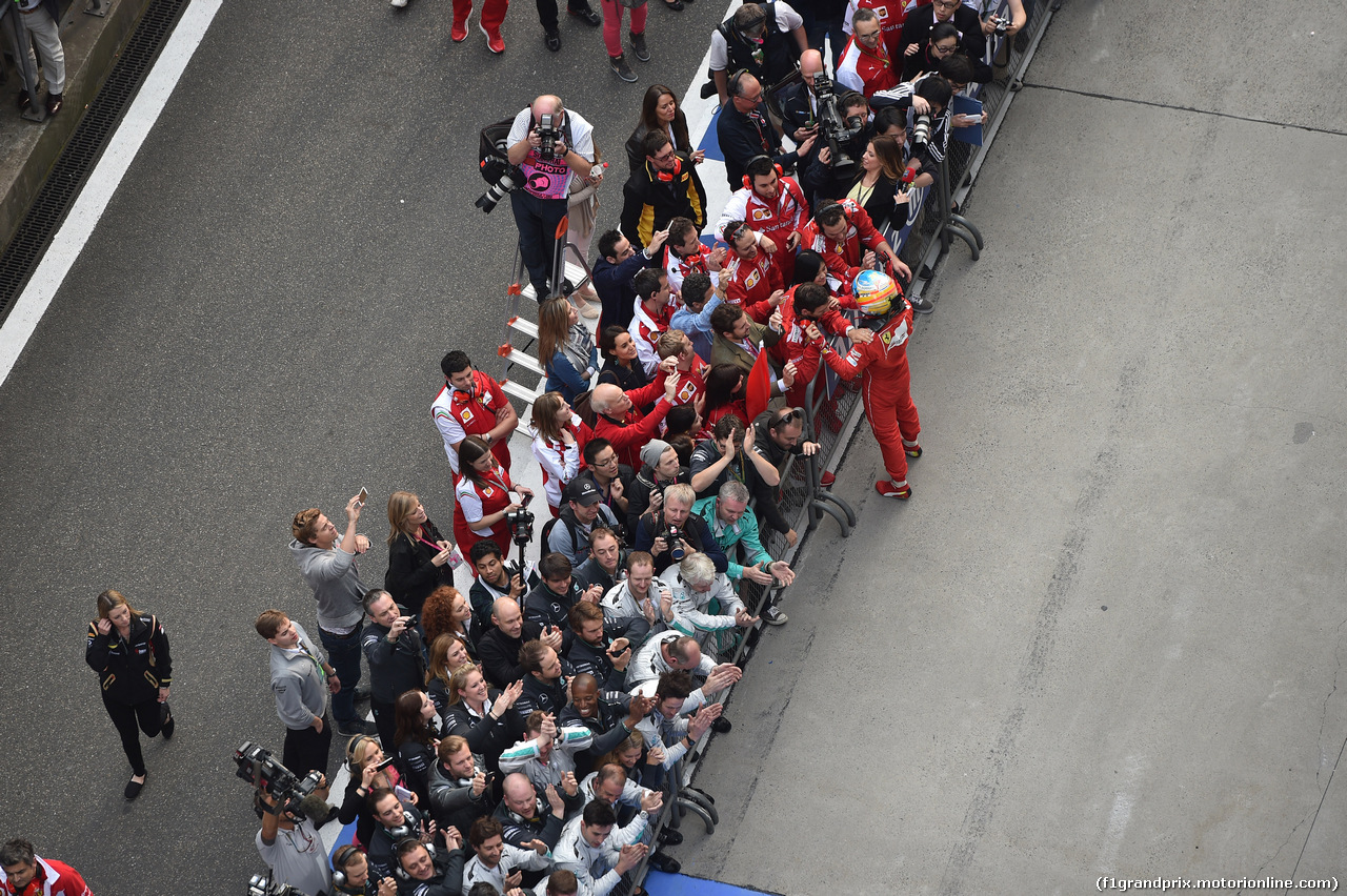 GP CINA, 20.04.2014- Fernando Alonso (ESP) Ferrari F14T celebrate his 3rd place in parc fermee