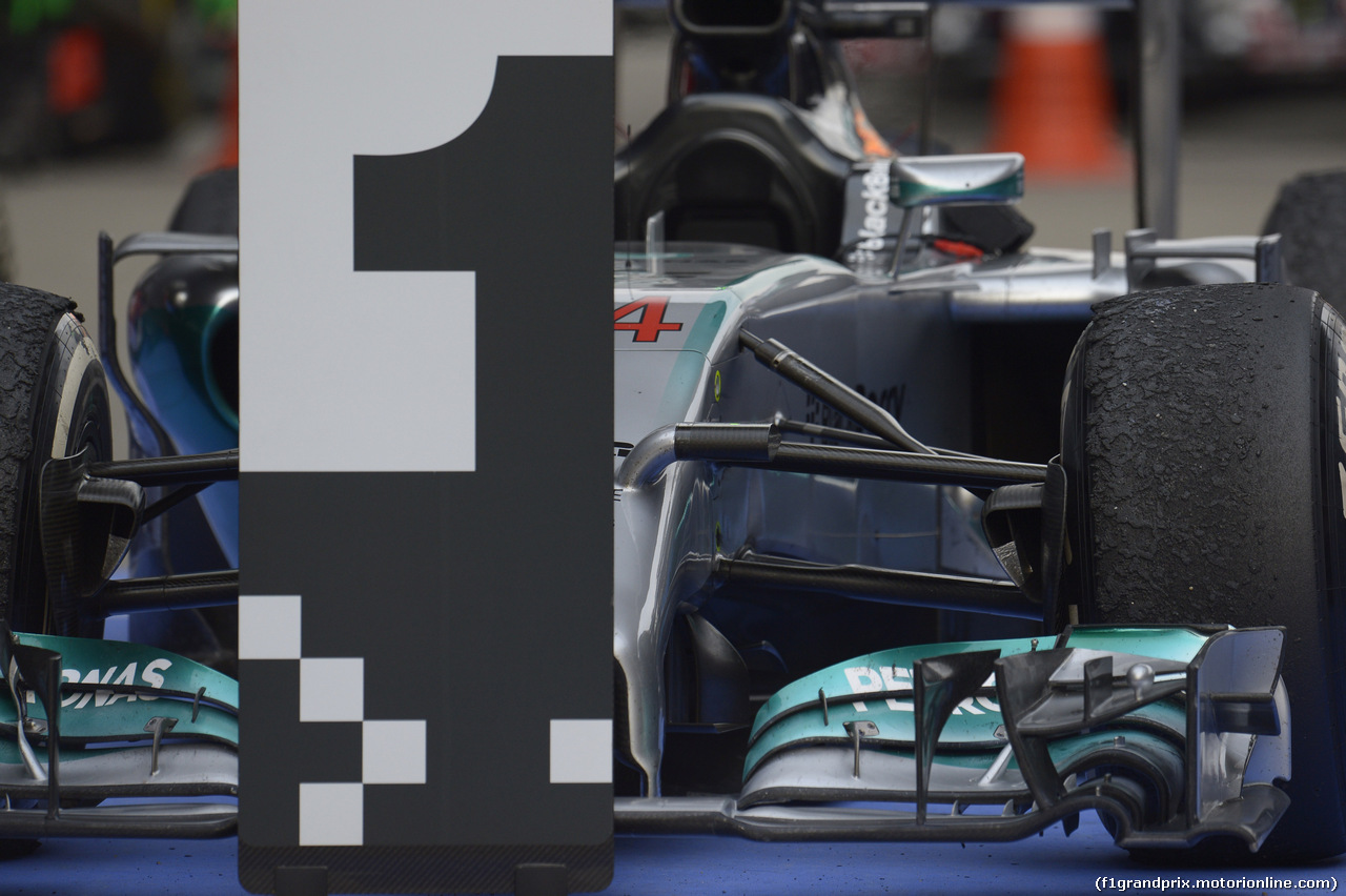 GP CINA, 20.04.2014- Lewis Hamilton (GBR) Mercedes AMG F1 W05