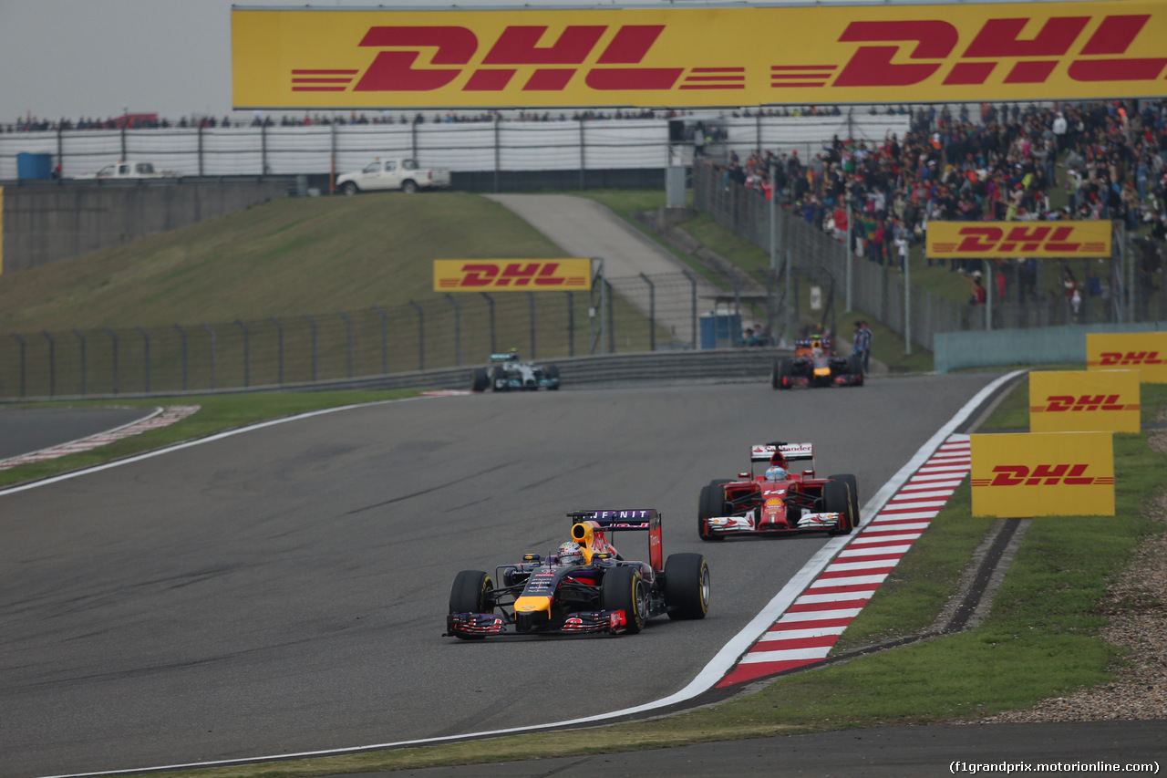 GP CINA, 20.04.2014- Gara, Daniel Ricciardo (AUS) Infiniti Red Bull Racing RB10