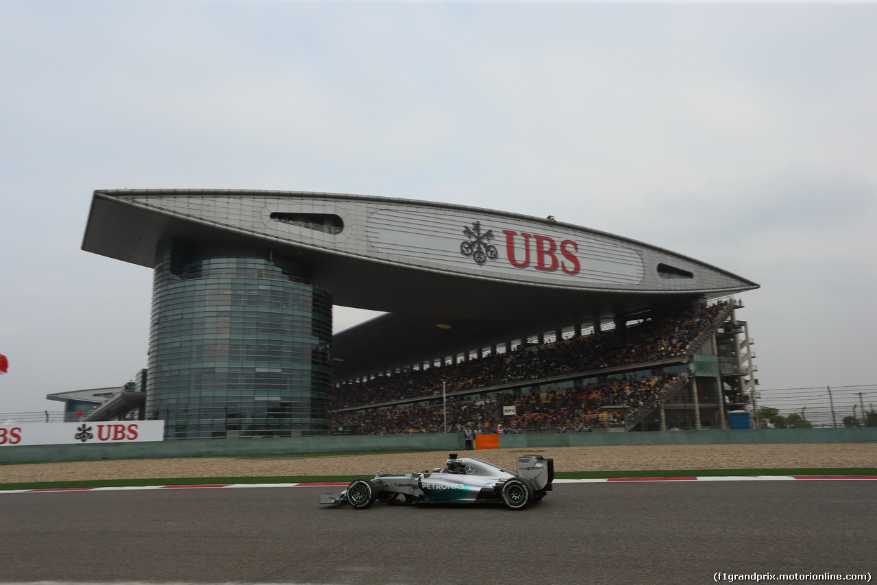 GP CINA, 20.04.2014- Gara, Lewis Hamilton (GBR) Mercedes AMG F1 W05