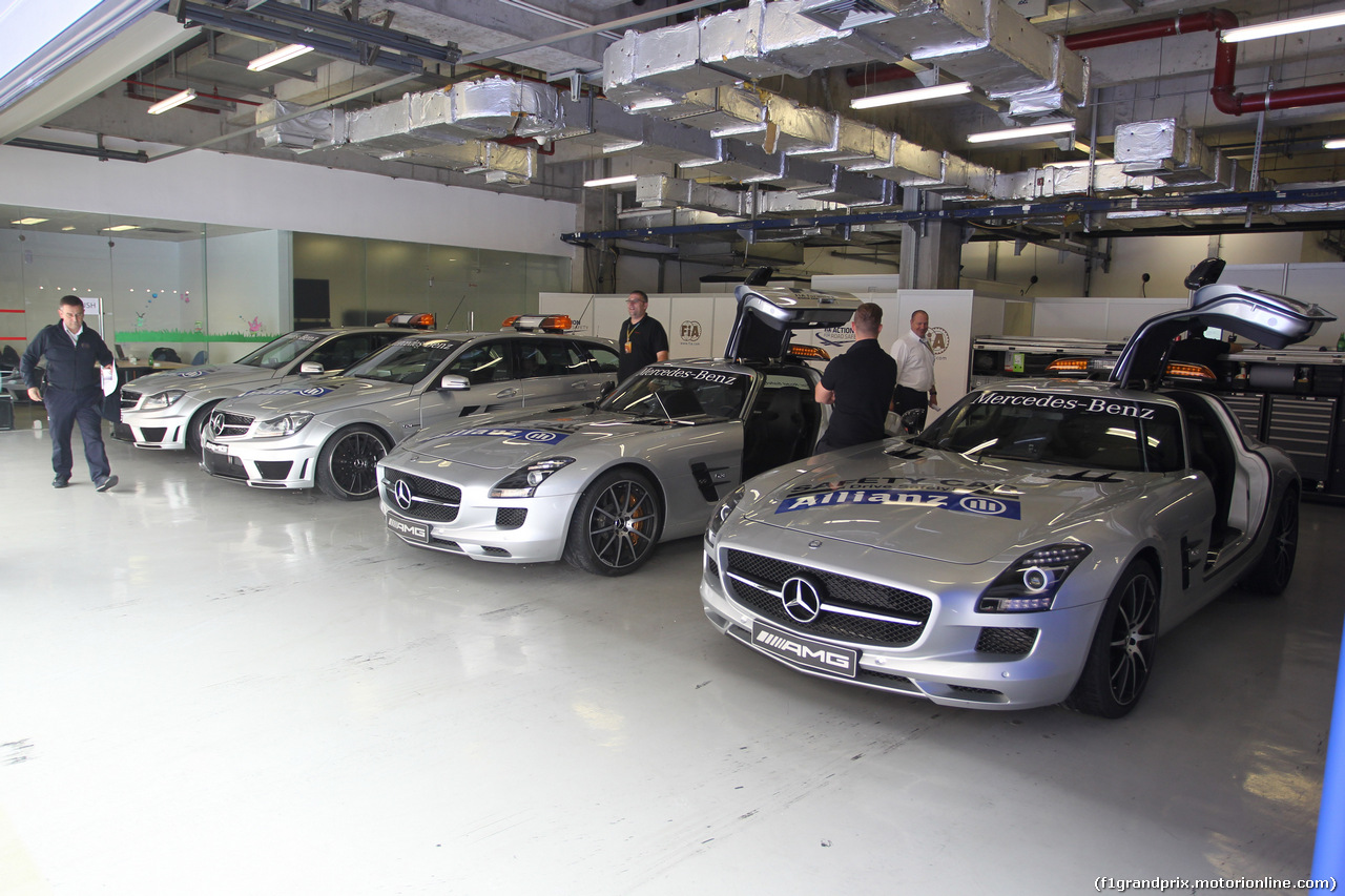 GP CINA, 17.04.2014- Medical e Safery Car