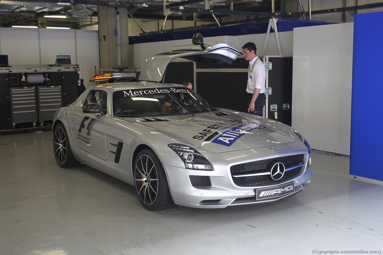 GP CINA, 17.04.2014- Medical e Safery Car