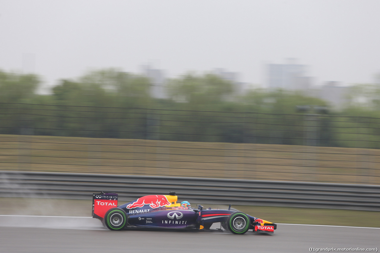 GP CINA, 19.04.2014- Prove Libere 3, Sebastian Vettel (GER) Infiniti Red Bull Racing RB10