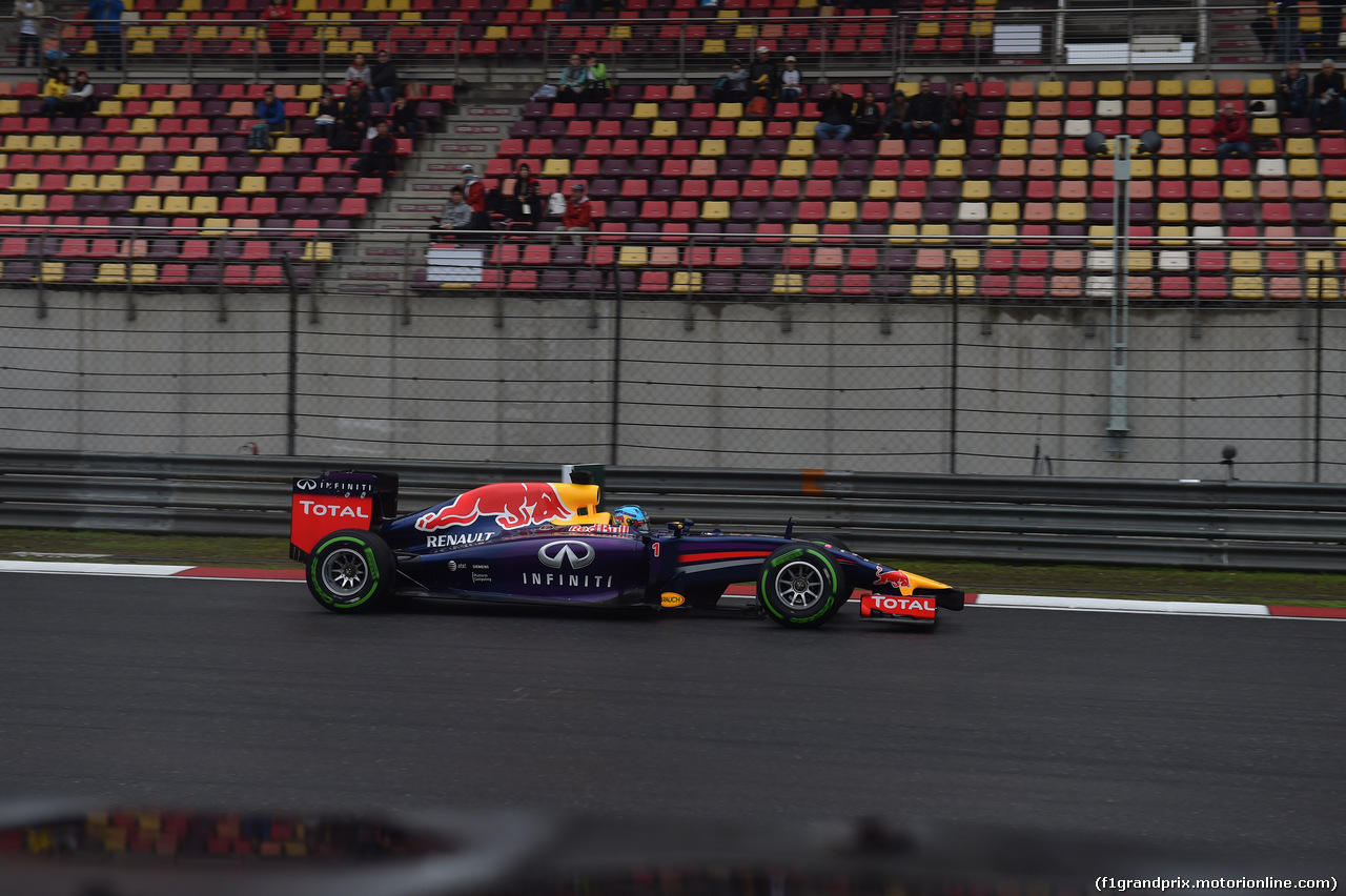 GP CINA, 19.04.2014- Prove Libere 3, Sebastian Vettel (GER) Infiniti Red Bull Racing RB10
