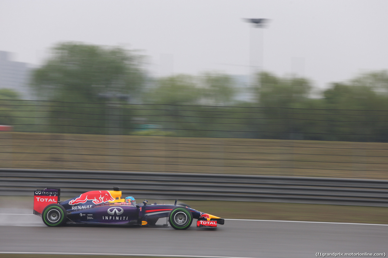 GP CINA, 19.04.2014- Prove Libere 3, Sebastian Vettel (GER) Infiniti Red Bull Racing RB10