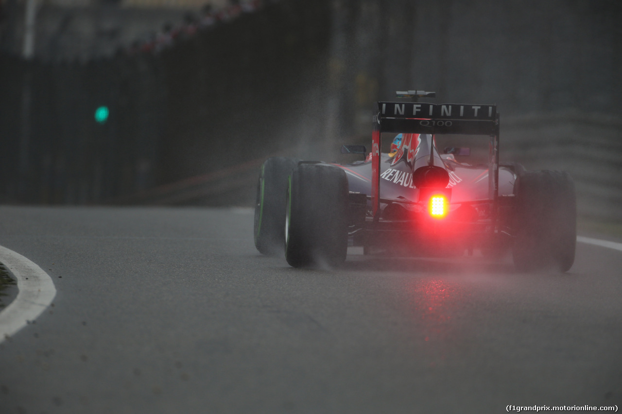 GP CINA, 19.04.2014- Prove Libere 3, Sebastian Vettel (GER) Infiniti Red Bull Racing RB10