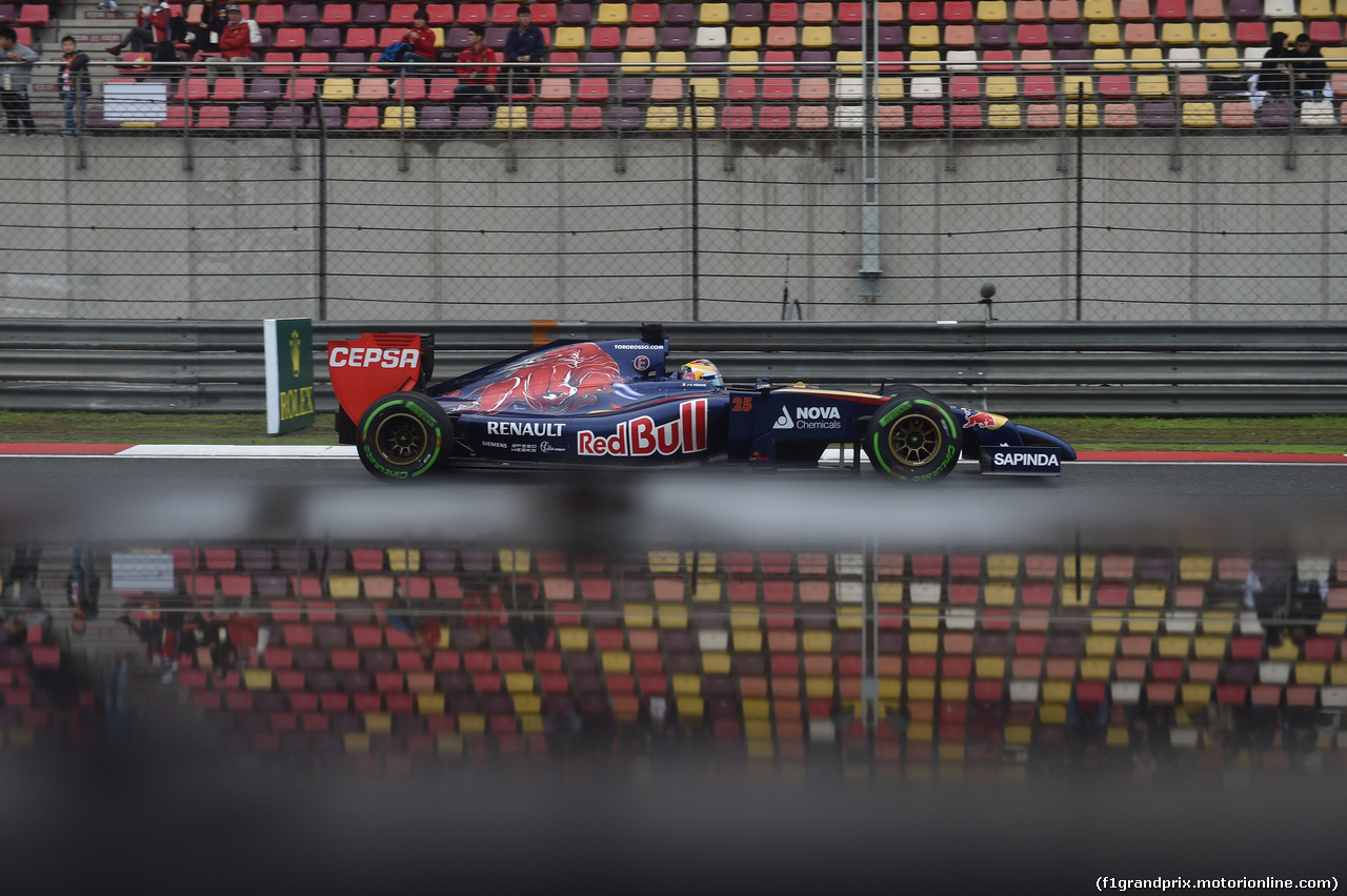 GP CINA, 19.04.2014- Prove Libere 3, Jean-Eric Vergne (FRA) Scuderia Toro Rosso STR9