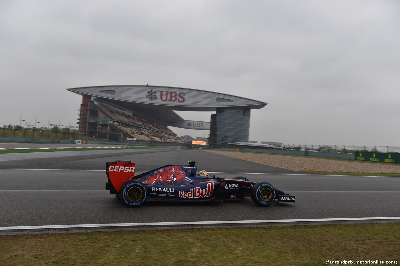 GP CINA, 19.04.2014- Prove Libere 3, Jean-Eric Vergne (FRA) Scuderia Toro Rosso STR9