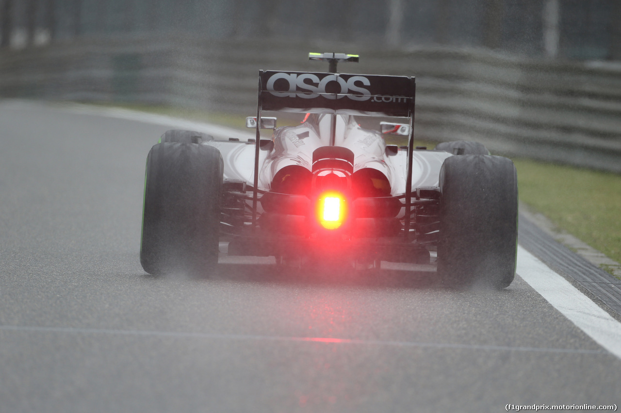 GP CINA, 19.04.2014- Prove Libere 3, Kevin Magnussen (DEN) McLaren Mercedes MP4-29