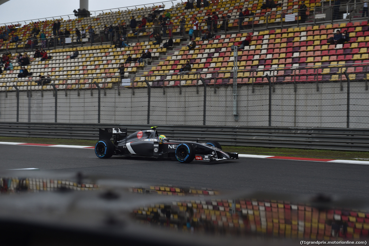 GP CINA, 19.04.2014- Prove Libere 3, Esteban Gutierrez (MEX) Sauber F1 Team C33