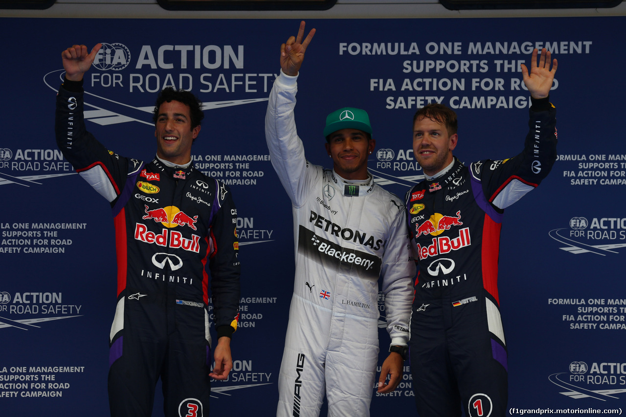 GP CINA, 19.04.2014- Qualifiche, Lewis Hamilton (GBR) Mercedes AMG F1 W05 (pole position), Daniel Ricciardo (AUS) Infiniti Red Bull Racing RB10 (secondo) e Sebastian Vettel (GER) Infiniti Red Bull Racing RB10 (terzo)