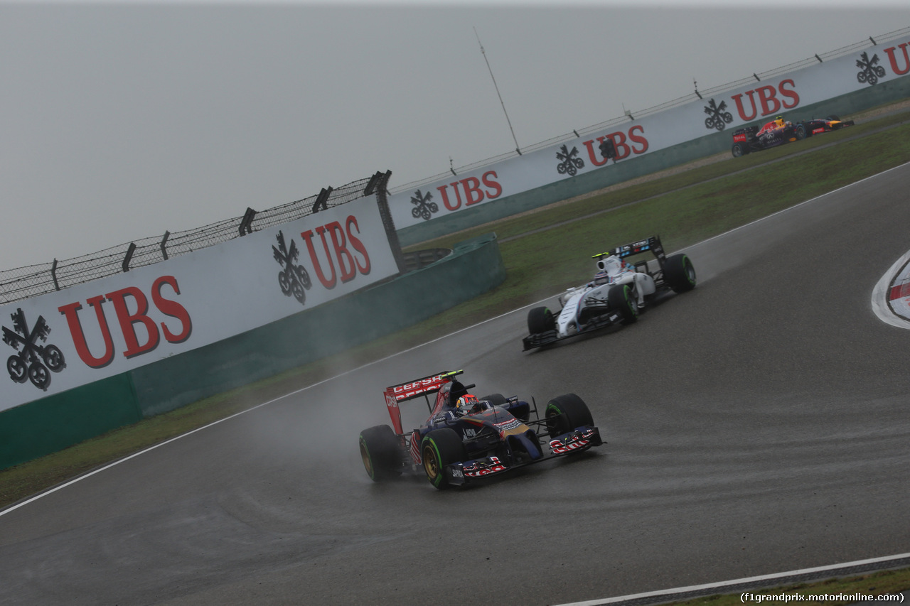 GP CINA, 19.04.2014- Qualifiche, Daniil Kvyat (RUS) Scuderia Toro Rosso STR9
