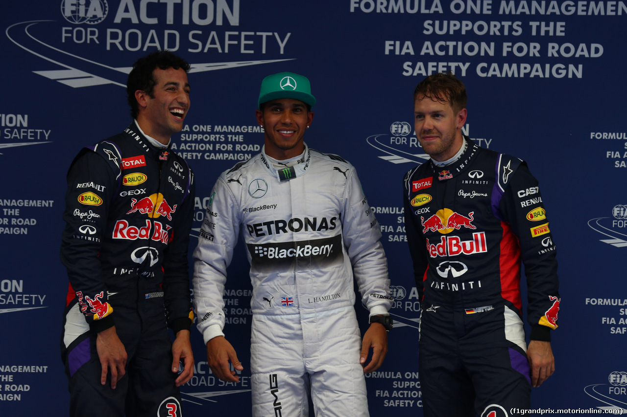 GP CINA, 19.04.2014- Qualifiche, Lewis Hamilton (GBR) Mercedes AMG F1 W05 (pole position), Daniel Ricciardo (AUS) Infiniti Red Bull Racing RB10 (secondo) e Sebastian Vettel (GER) Infiniti Red Bull Racing RB10 (terzo)