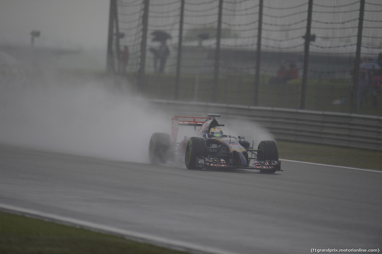 GP CINA, 19.04.2014- Qualifiche, Jean-Eric Vergne (FRA) Scuderia Toro Rosso STR9