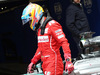 GP CINA, 19.04.2014- Qualifiche, Fernando Alonso (ESP) Ferrari F14T  look thr Lewis Hamilton (GBR) Mercedes AMG F1 W05 car