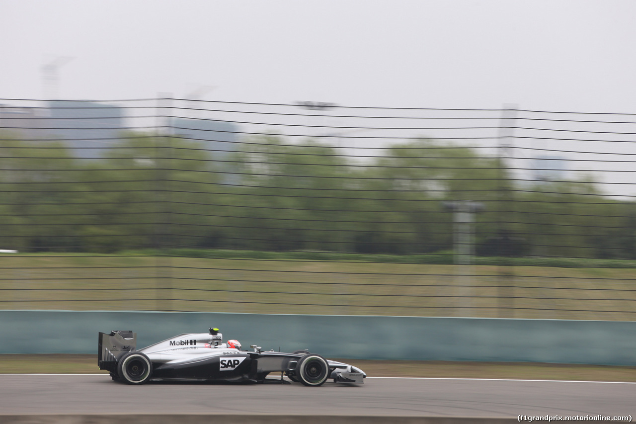 GP CINA, 18.04.2014- Prove Libere 1, Kevin Magnussen (DEN) McLaren Mercedes MP4-29