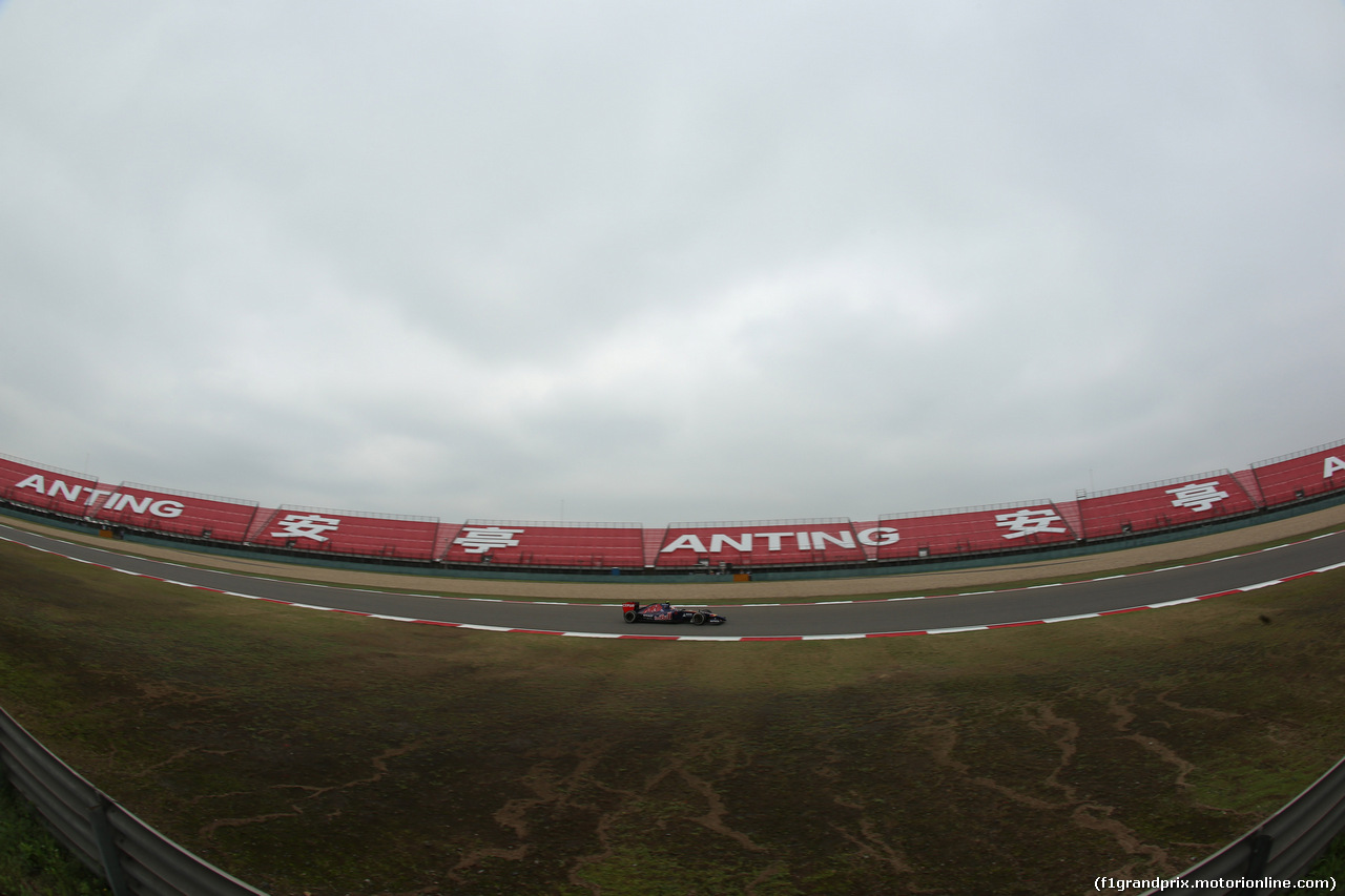 GP CINA, 18.04.2014- Prove Libere 1, Daniil Kvyat (RUS) Scuderia Toro Rosso STR9