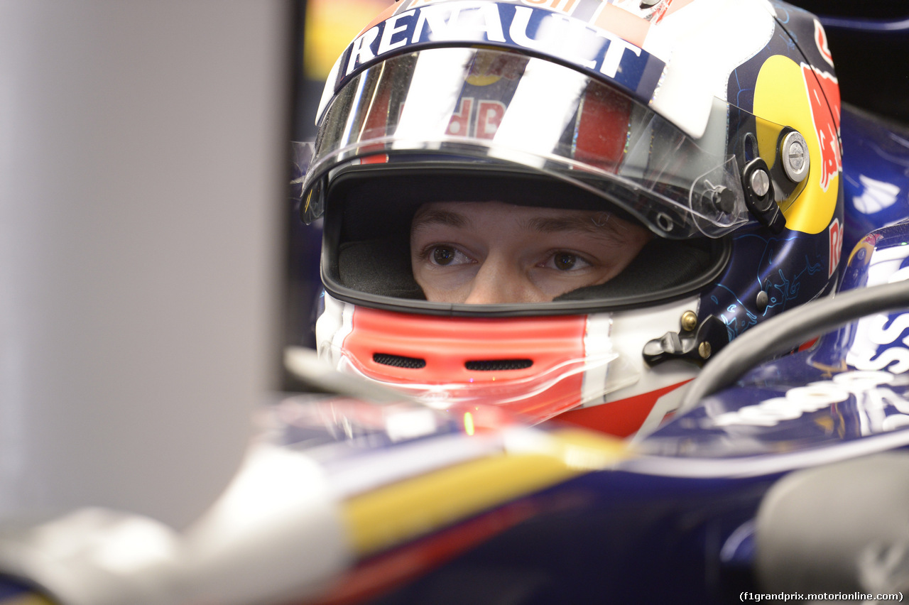 GP CINA, 18.04.2014- Prove Libere 1, Daniil Kvyat (RUS) Scuderia Toro Rosso STR9