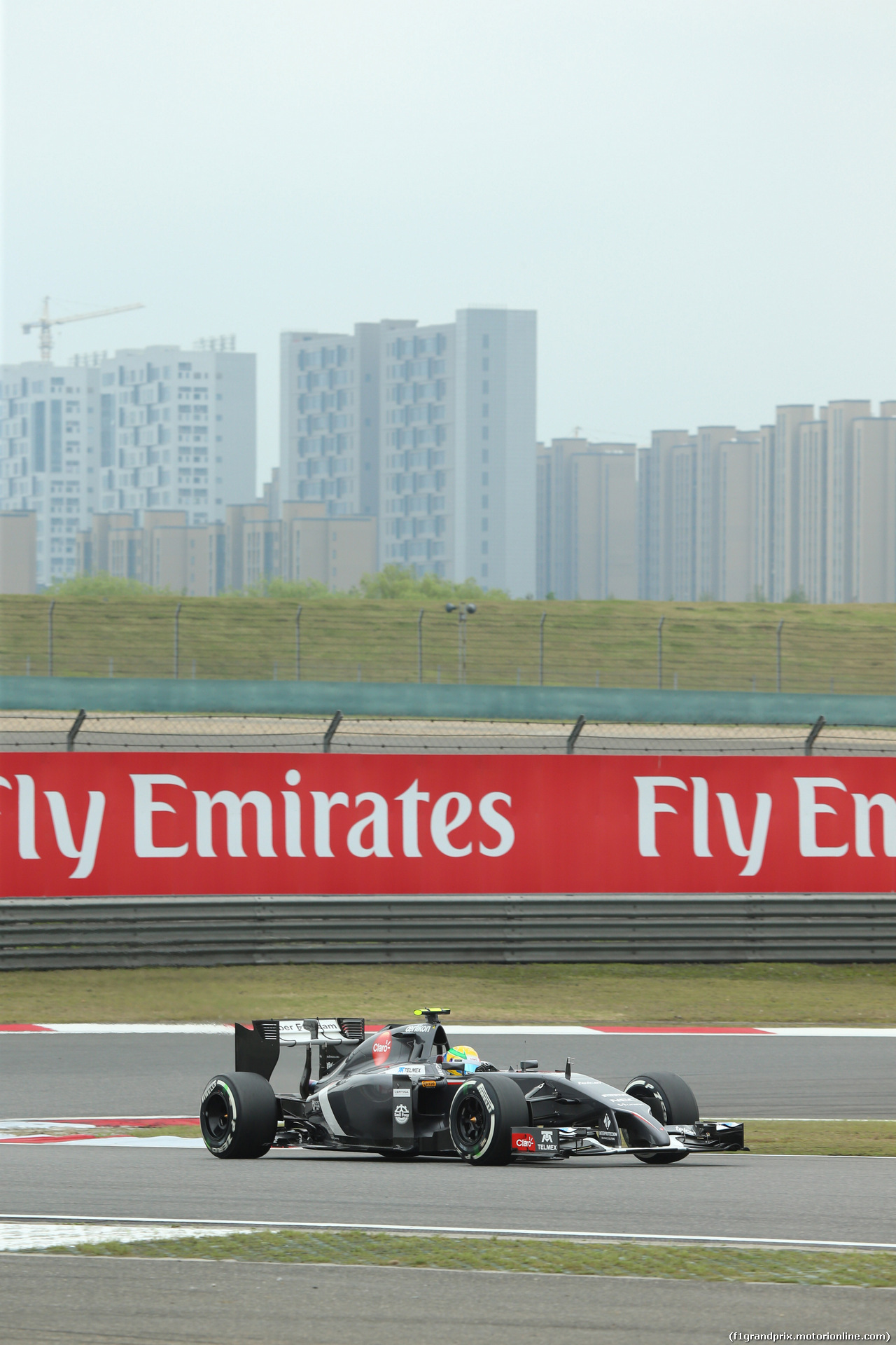 GP CINA, 18.04.2014- Prove Libere 1, Esteban Gutierrez (MEX) Sauber F1 Team C33