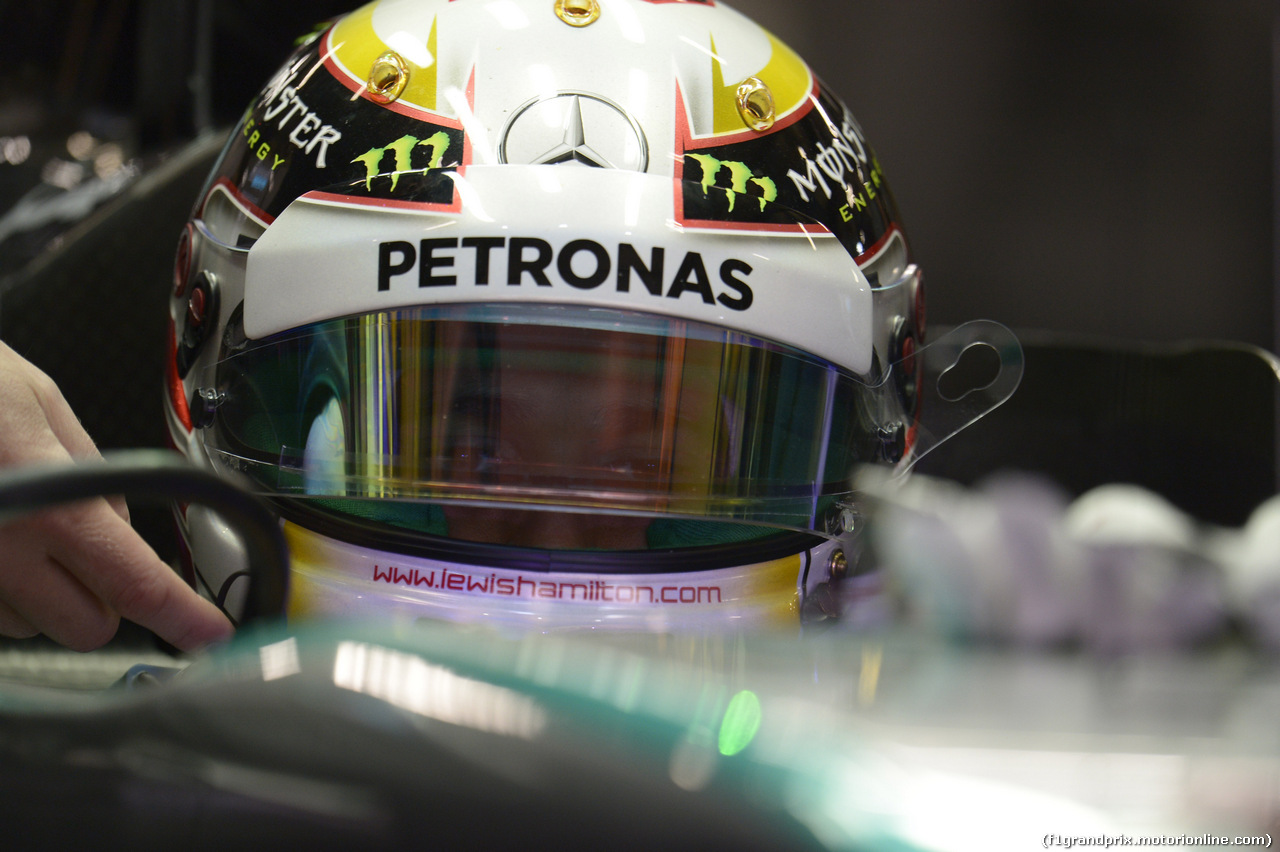 GP CINA, 18.04.2014- Prove Libere 1, Lewis Hamilton (GBR) Mercedes AMG F1 W05
