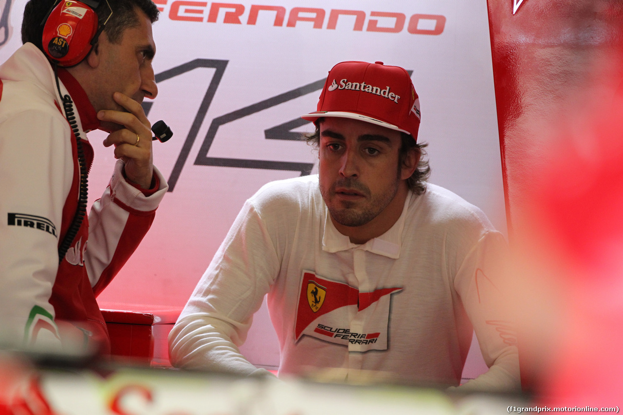 GP CINA, 18.04.2014- Prove Libere 2, Fernando Alonso (ESP) Ferrari F14T e Andrea Stella (ITA) Ferrari race Engineer