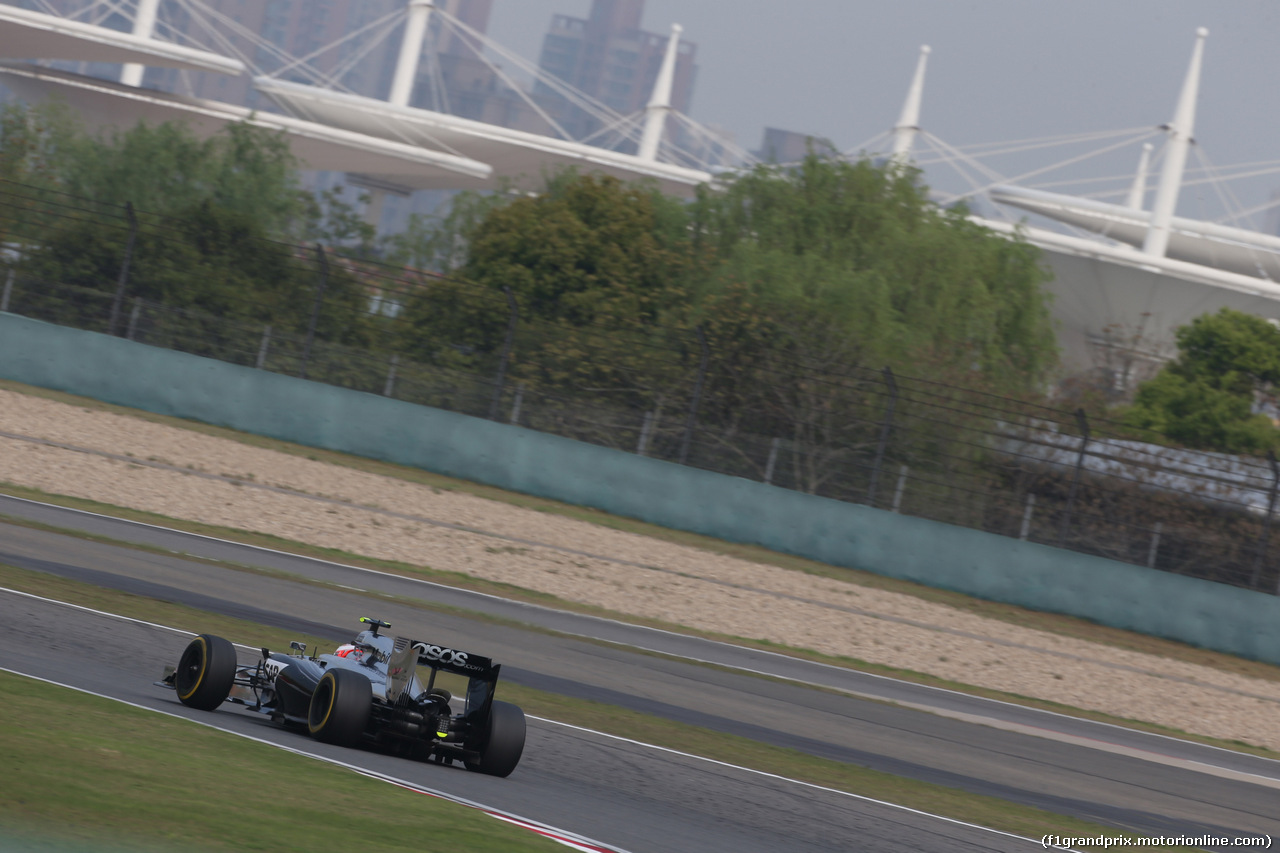 GP CINA, 18.04.2014- Prove Libere 2, Kevin Magnussen (DEN) McLaren Mercedes MP4-29