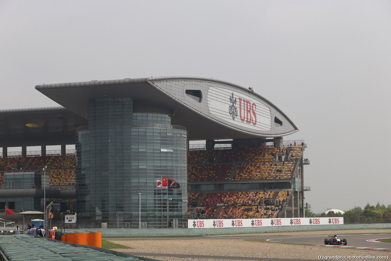 GP CINA, 18.04.2014- Prove Libere 2, Sergio Perez (MEX) Sahara Force India F1 Team VJM07
