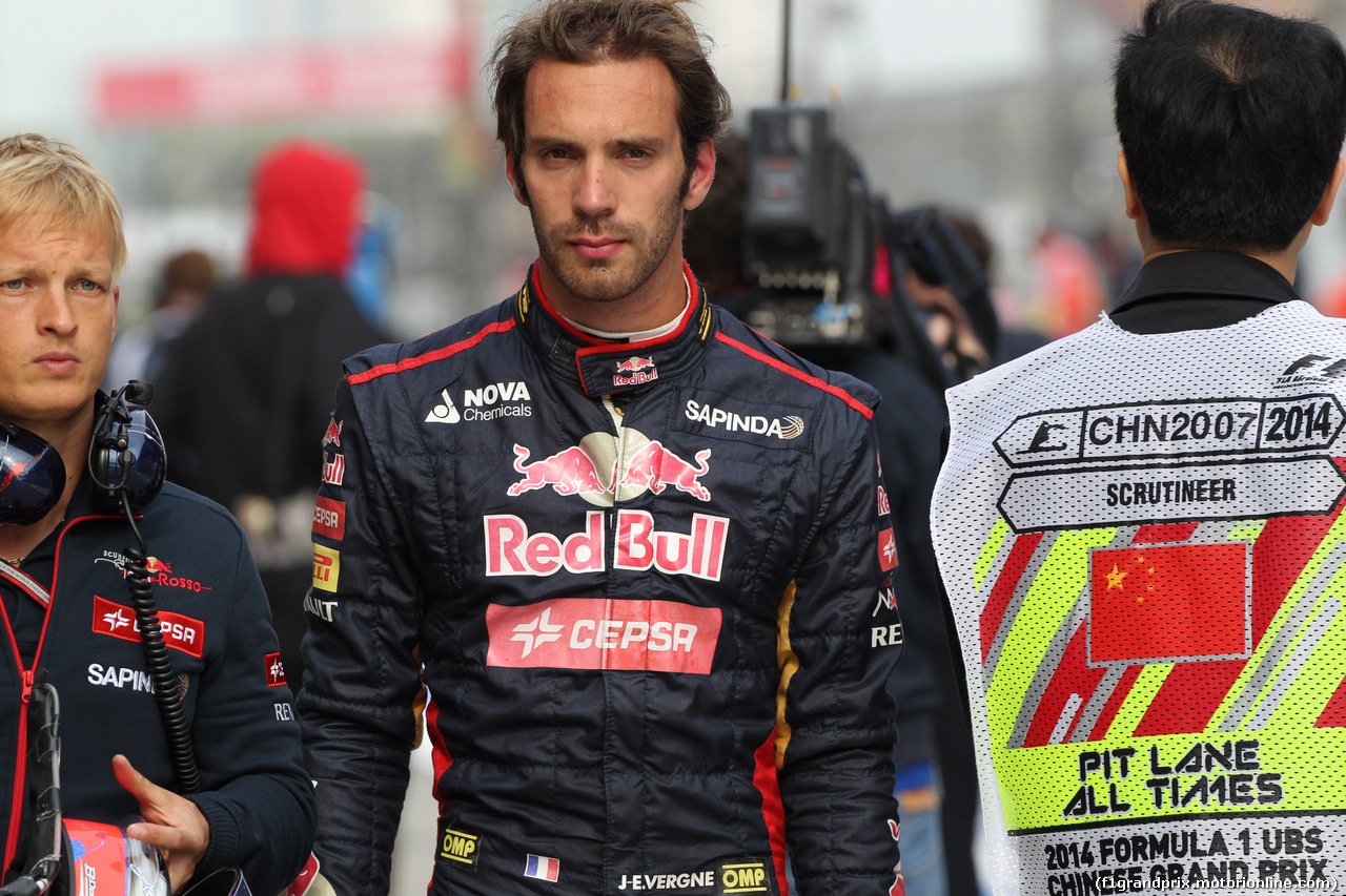 GP CINA, 18.04.2014- Prove Libere 2, Jean-Eric Vergne (FRA) Scuderia Toro Rosso STR9