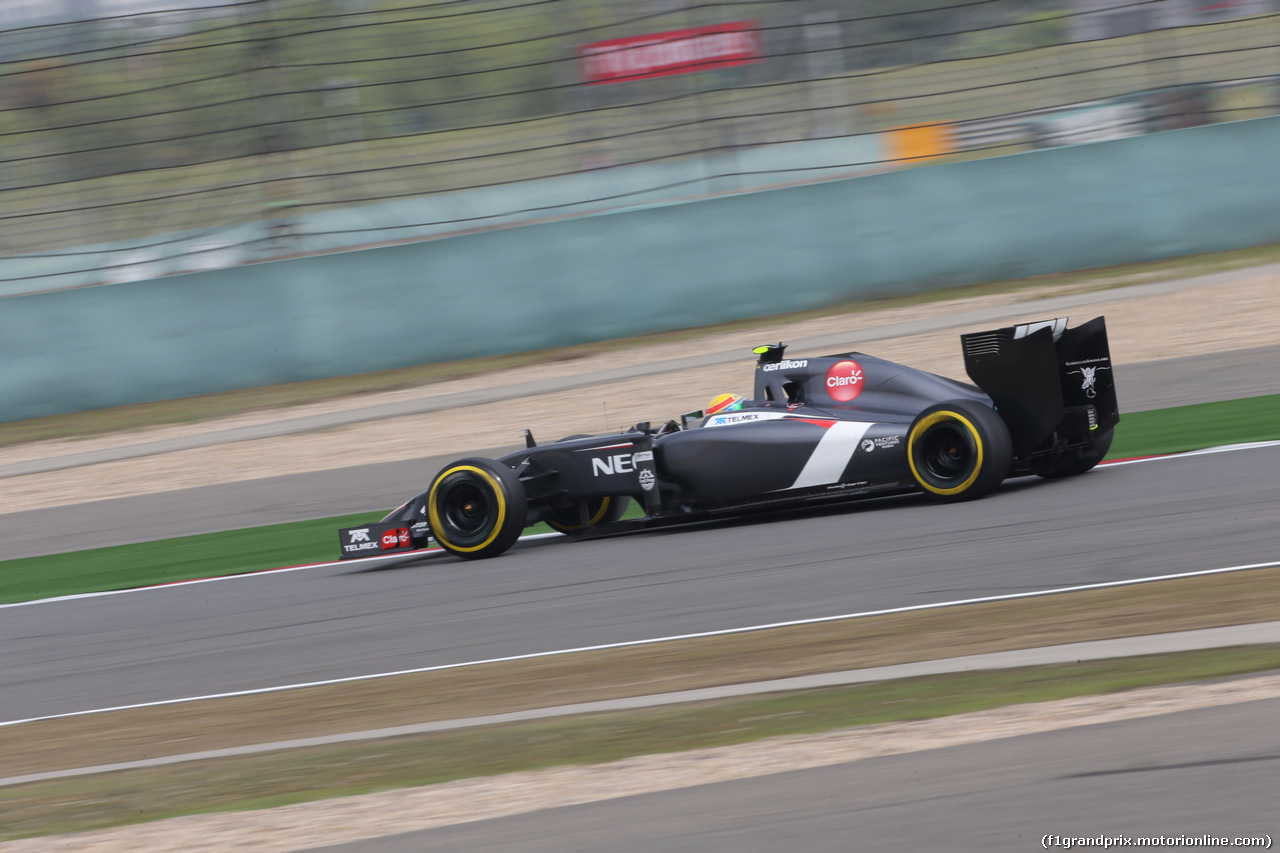 GP CINA, 18.04.2014- Prove Libere 2, Esteban Gutierrez (MEX) Sauber F1 Team C33