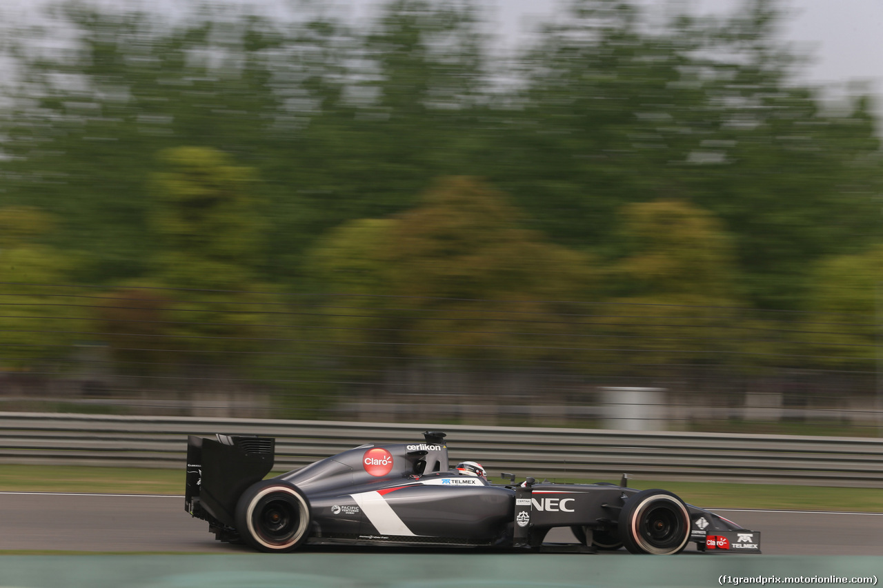GP CINA, 18.04.2014- Prove Libere 2, Adrian Sutil (GER) Sauber F1 Team C33