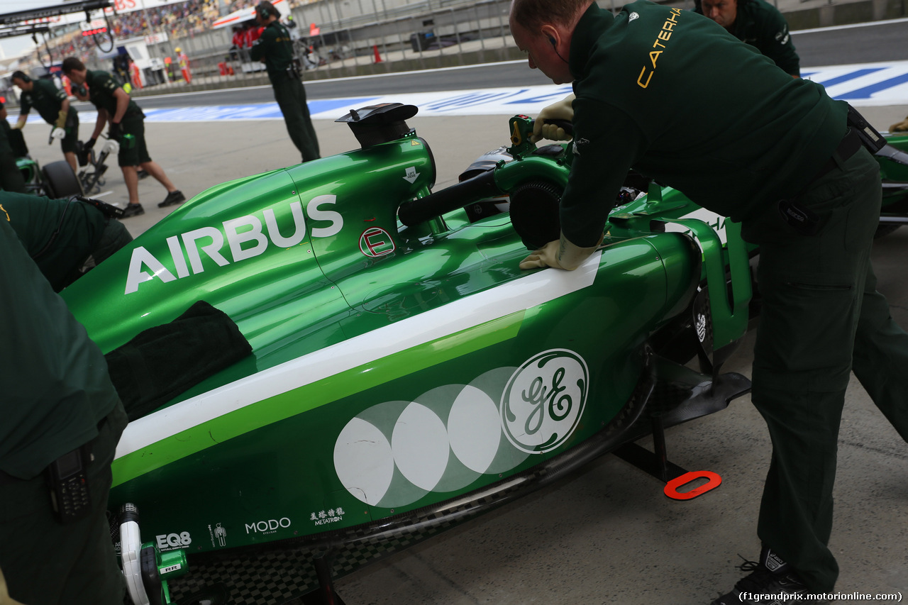 GP CINA, 18.04.2014- Prove Libere 2, Kamui Kobayashi (JPN) Caterham F1 Team CT05