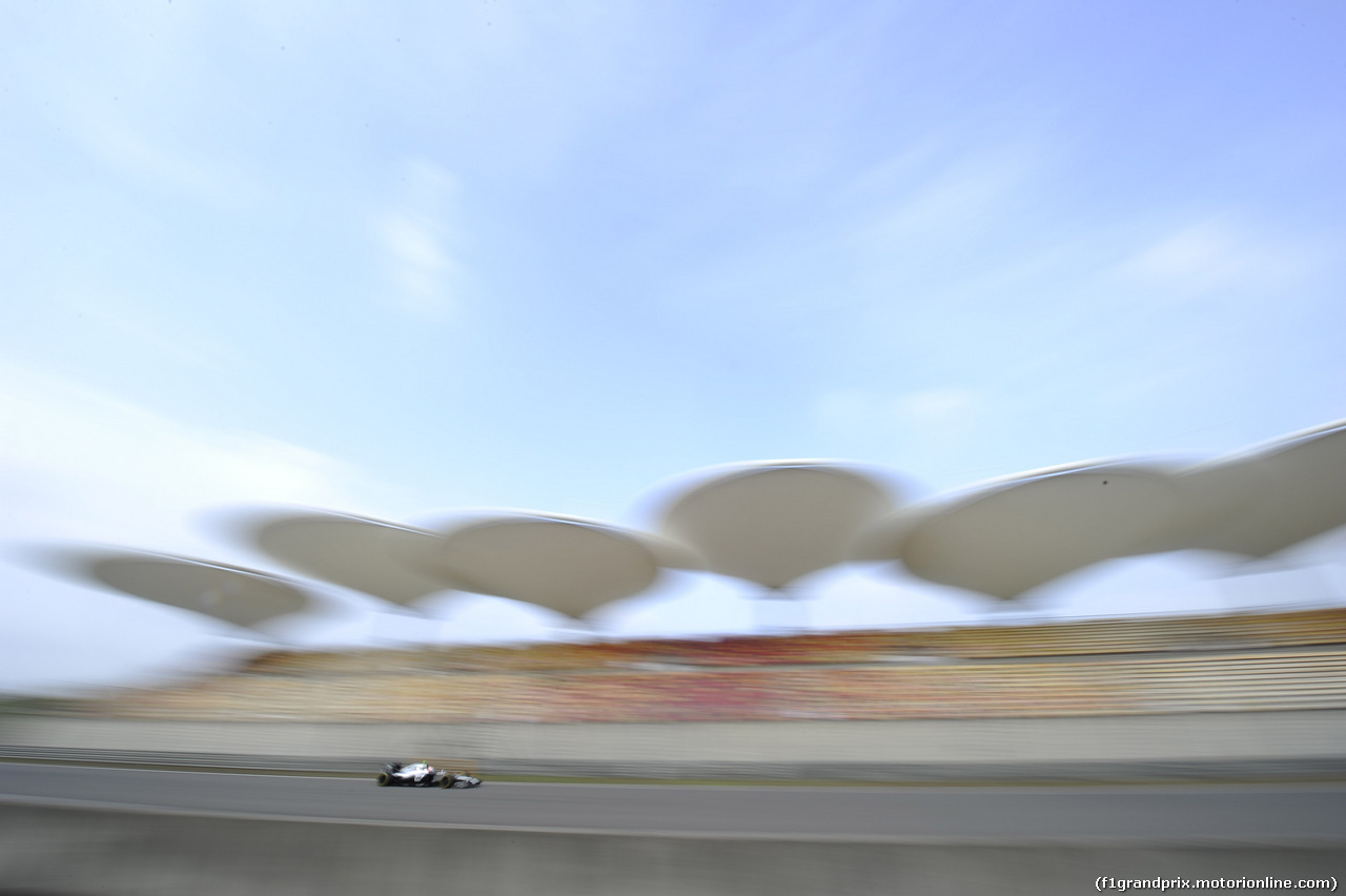 GP CINA, 18.04.2014- Prove Libere 2, Kevin Magnussen (DEN) McLaren Mercedes MP4-29