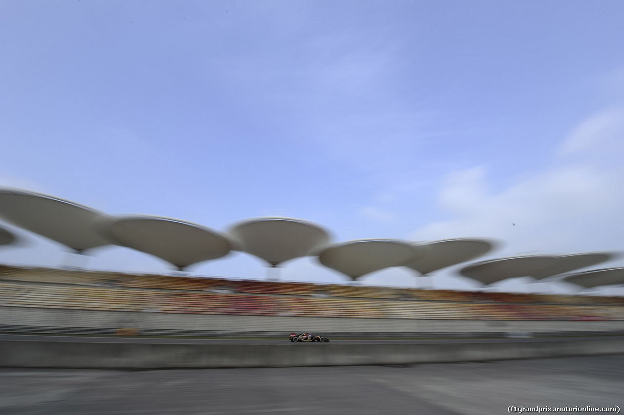 GP CINA, 18.04.2014- Prove Libere 2, Romain Grosjean (FRA) Lotus F1 Team E22