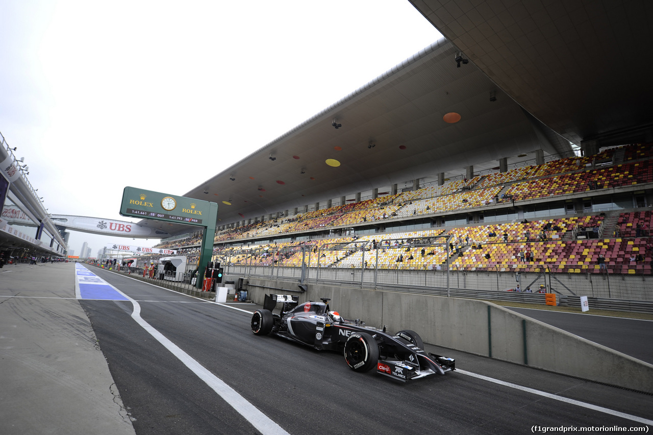 GP CINA, 18.04.2014- Prove Libere 2, Adrian Sutil (GER) Sauber F1 Team C33