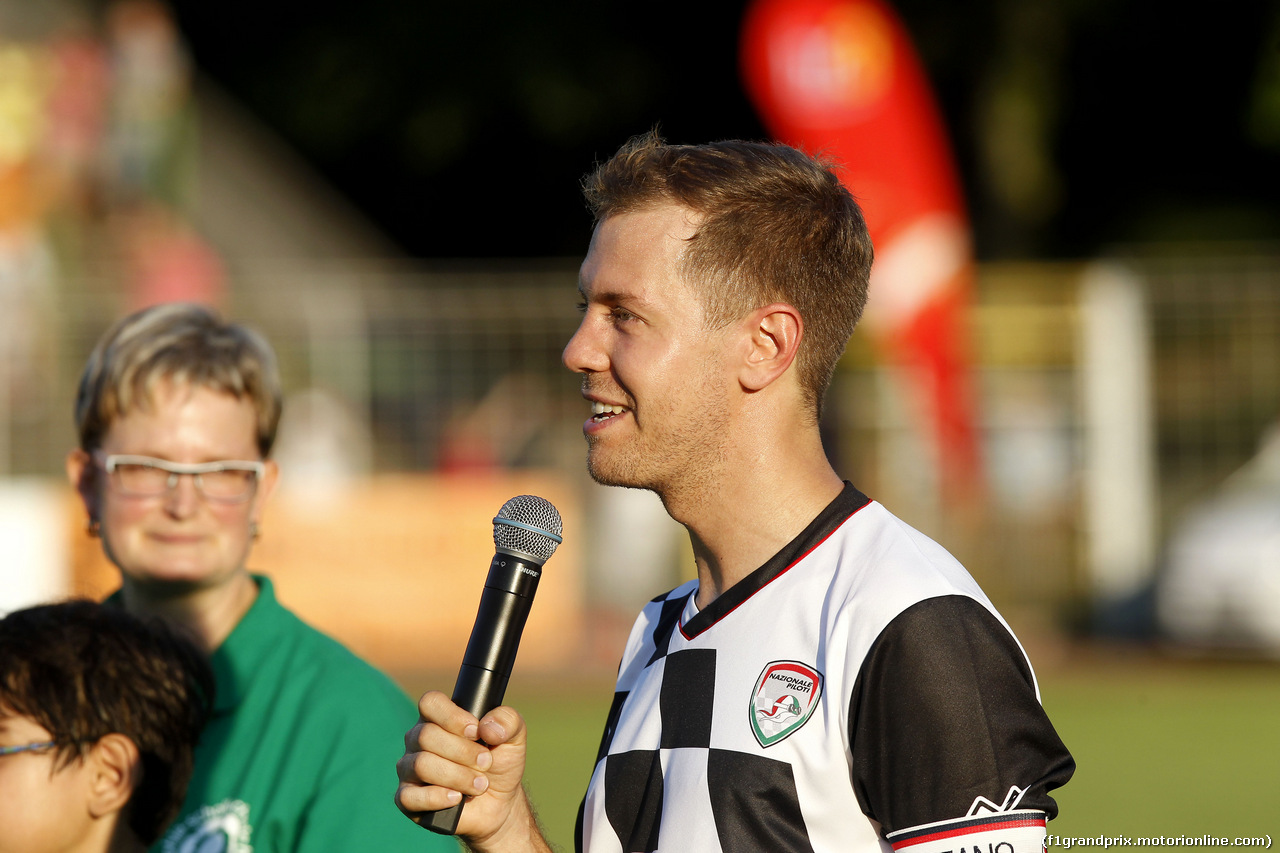 GP GERMANIA, Sebastian Vettel (GER) Red Bull Racing, Kick f¸r Kinder at Hanau. 
16.07.2014. Formula 1 World Championship, Rd 10, German Grand Prix, Hockenheim, Germany, Wednesday Soccer.