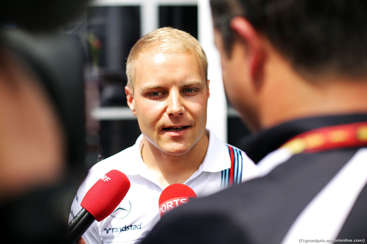 GP GERMANIA, Valtteri Bottas (FIN) Williams with the media.
17.07.2014. Formula 1 World Championship, Rd 10, German Grand Prix, Hockenheim, Germany, Preparation Day.