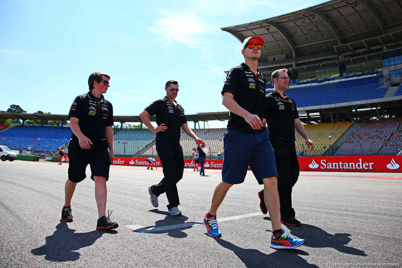 GP GERMANIA, Nico Hulkenberg (GER) Sahara Force India F1 walks the circuit.
17.07.2014. Formula 1 World Championship, Rd 10, German Grand Prix, Hockenheim, Germany, Preparation Day.