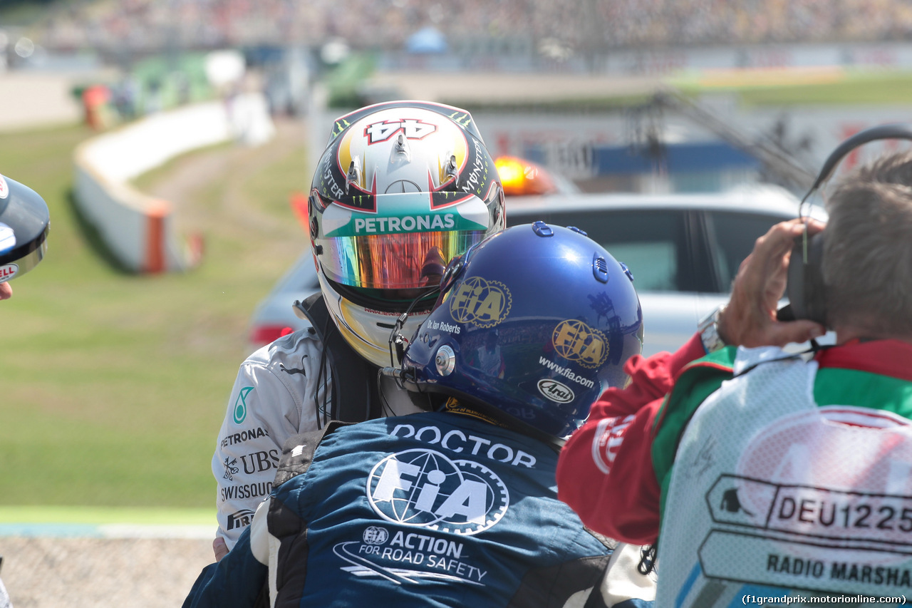 GP GERMANIA, 19.07.2014- Lewis Hamilton (GBR) Mercedes AMG F1 W05 after the crash during q1 in saschkurve