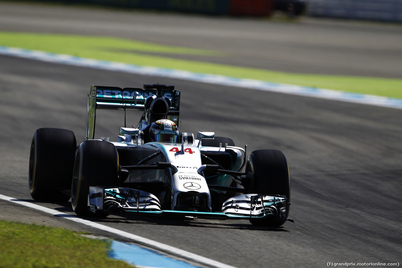 GP GERMANIA, Lewis Hamilton (GBR) Mercedes AMG F1 W05.
18.07.2014. Formula 1 World Championship, Rd 10, German Grand Prix, Hockenheim, Germany, Practice Day.